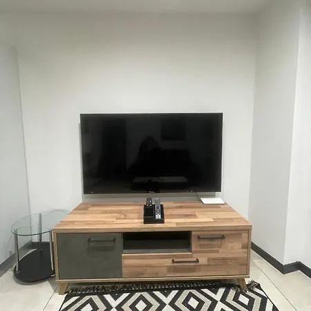 Apartment T2 Arenes *